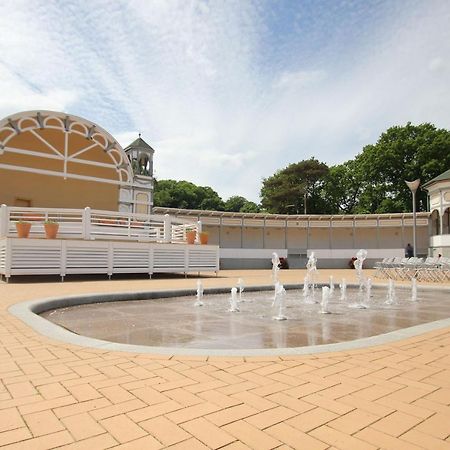 Mit Meerblick Und Terrasse, Gratis Nutzung Vom Ahoi Erlebnisbad Und Sauna In Sellin - Meeresblick Fewo 68 ゲーレン エクステリア 写真