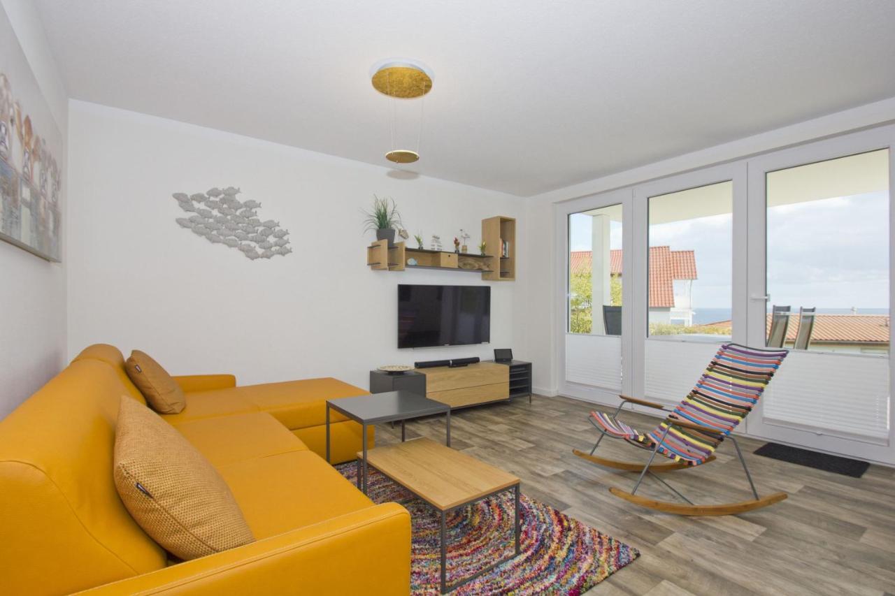 Mit Meerblick Und Terrasse, Gratis Nutzung Vom Ahoi Erlebnisbad Und Sauna In Sellin - Meeresblick Fewo 68 ゲーレン エクステリア 写真
