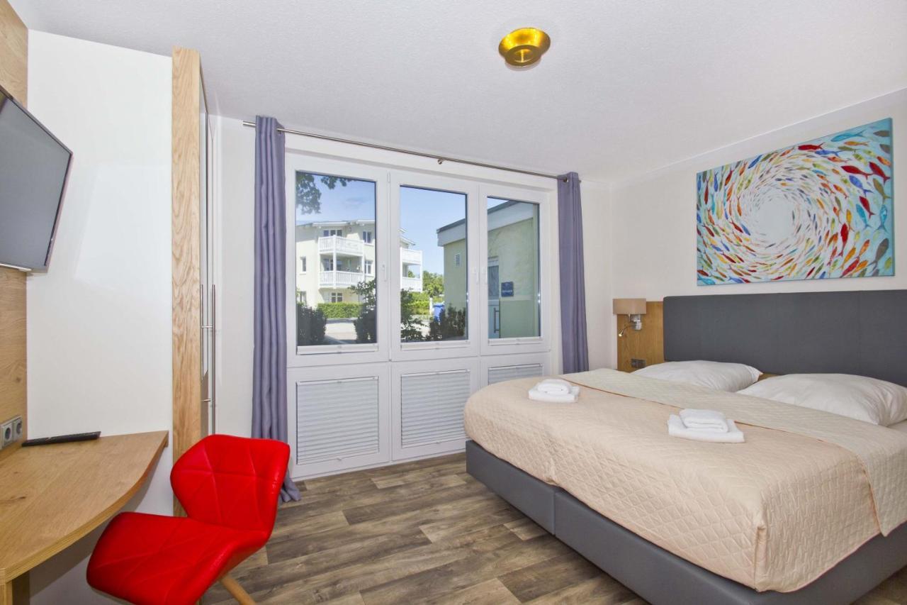 Mit Meerblick Und Terrasse, Gratis Nutzung Vom Ahoi Erlebnisbad Und Sauna In Sellin - Meeresblick Fewo 68 ゲーレン エクステリア 写真